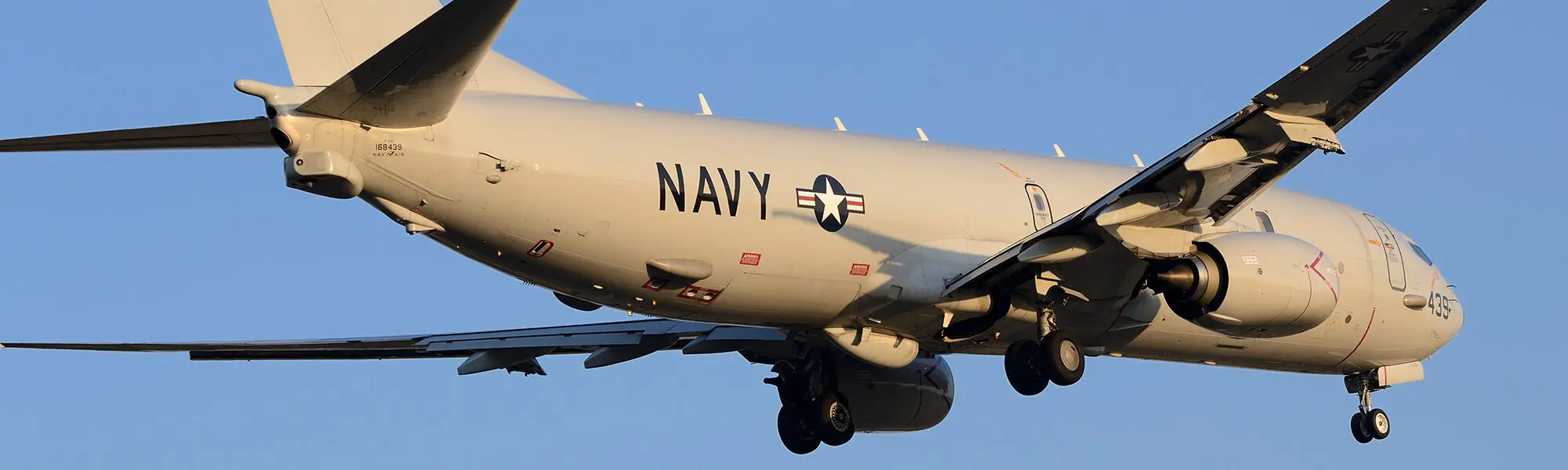 P-8 Poseidon maintenance access