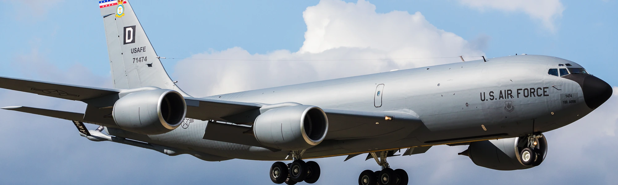A U.S. Air Force KC-135 tanker on approach